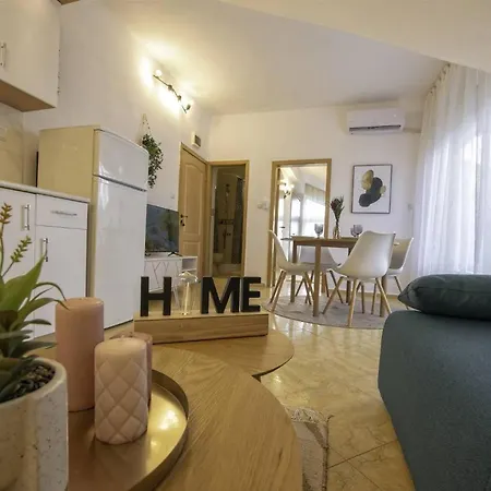 Hotel Deluxe Sunny Beach